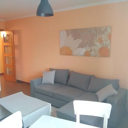 Appartement Javier 2 *